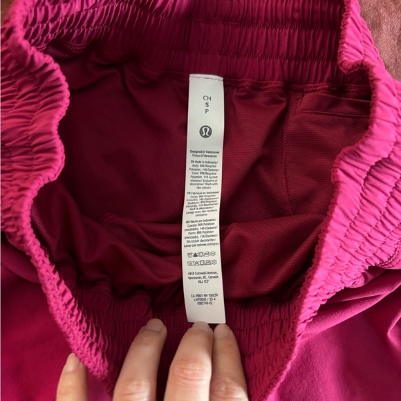 lululemon athletica Shake It Off High-Rise Running Shorts 2.5” in Berry rumble - Picture 3 of 4